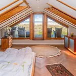 2 Bedroom Amazing Home In Luebeck Casa vacanze *
