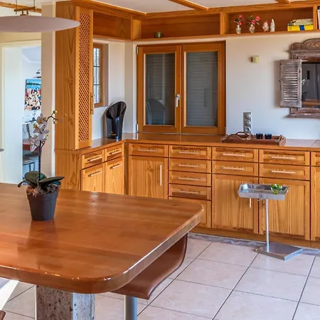 In With Kitchen Lubeck