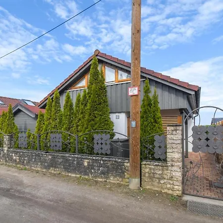 In With Kitchen Semesterbostad *